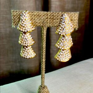 🌷Vintage Rhinestone CLIP-ON Dangle Earrings, Gold Tone Overlapping Bell Shape